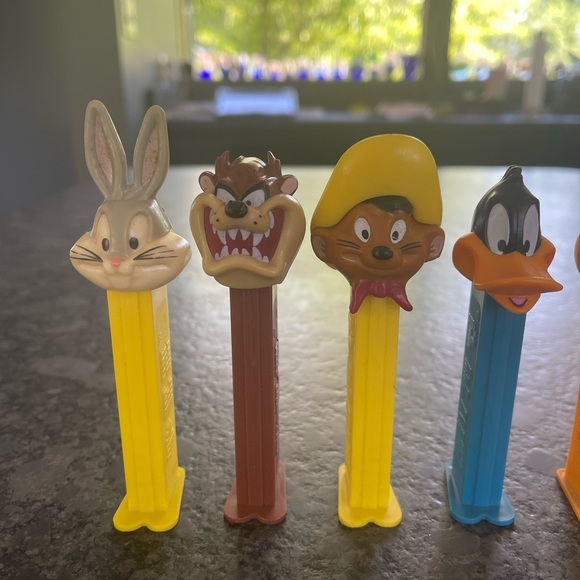 PEZ Dispensers Vintage Bugs Bunny, Daffy, Taz, Garfield, Pebbles, Mickey & more - Picture 2 of 4